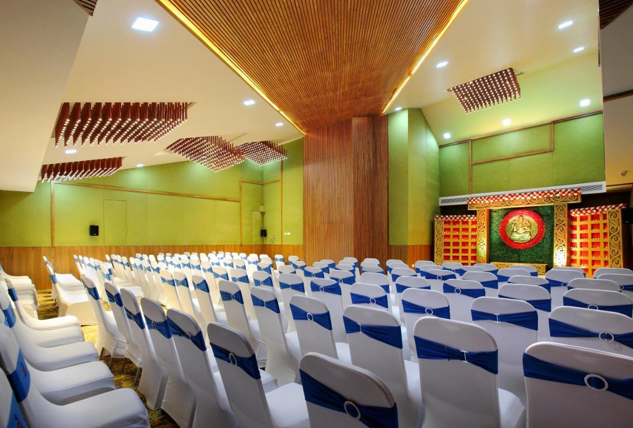Harivaram Yuga Guruvayur Luaran gambar