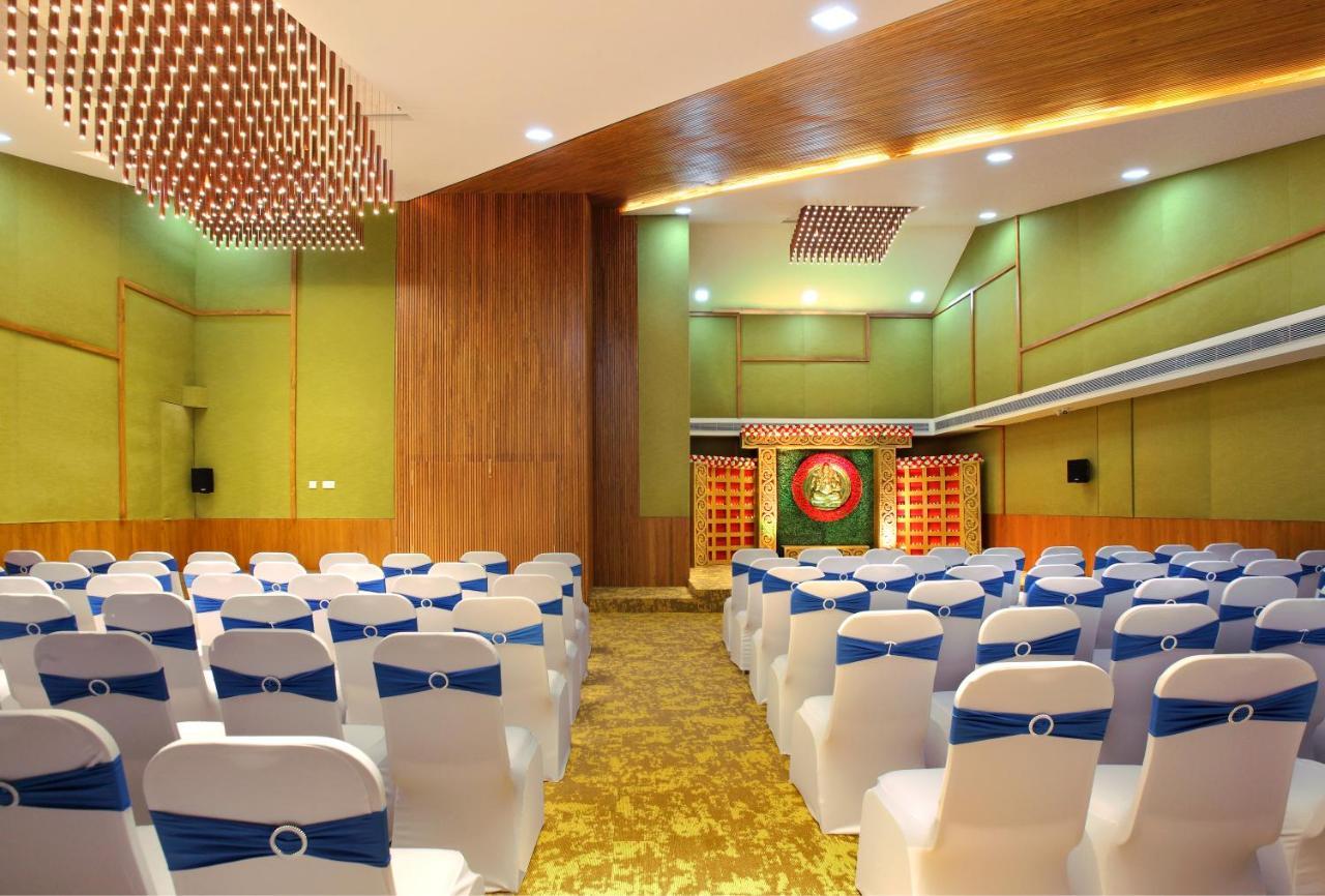 Harivaram Yuga Guruvayur Luaran gambar